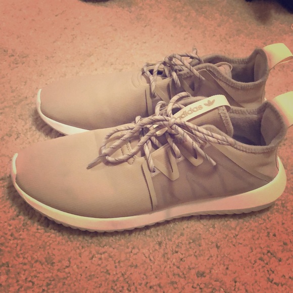 adidas Shoes - Adidas❤️SALE❤️